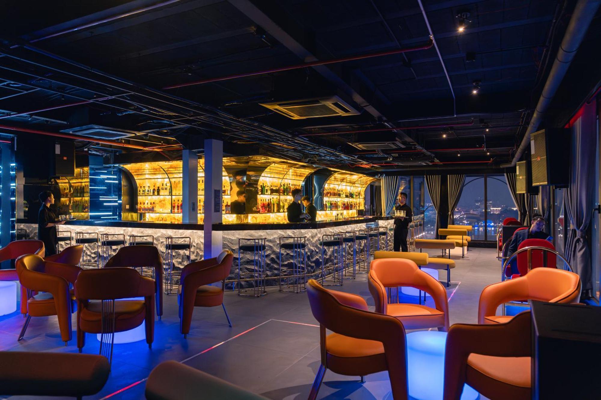 메이 드 빌 올드 쿼터 호텔 하노이 외부 사진 Skyline Bar