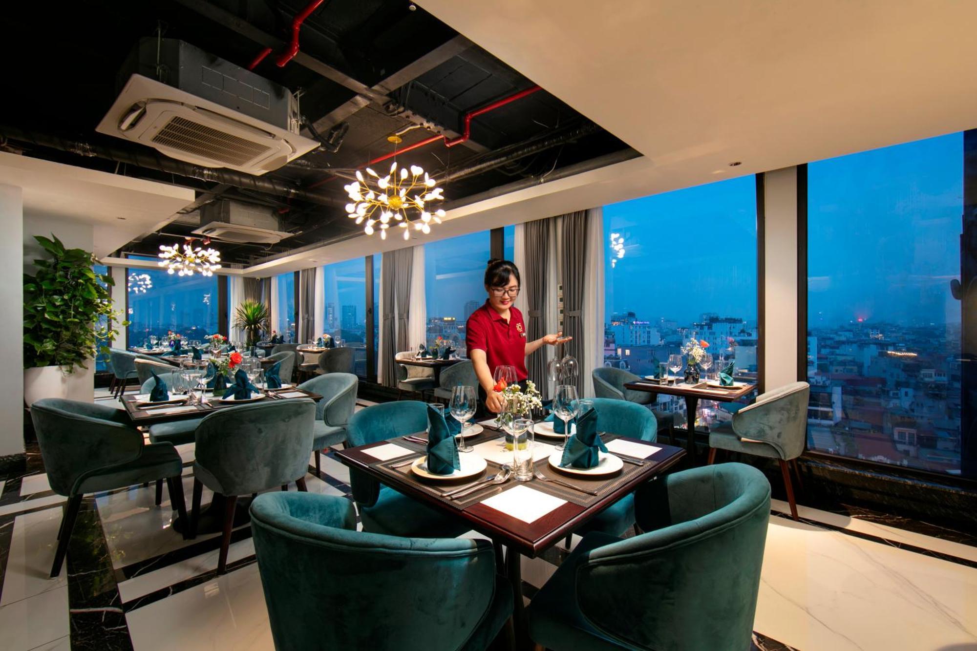메이 드 빌 올드 쿼터 호텔 하노이 외부 사진 The 360 Restaurant