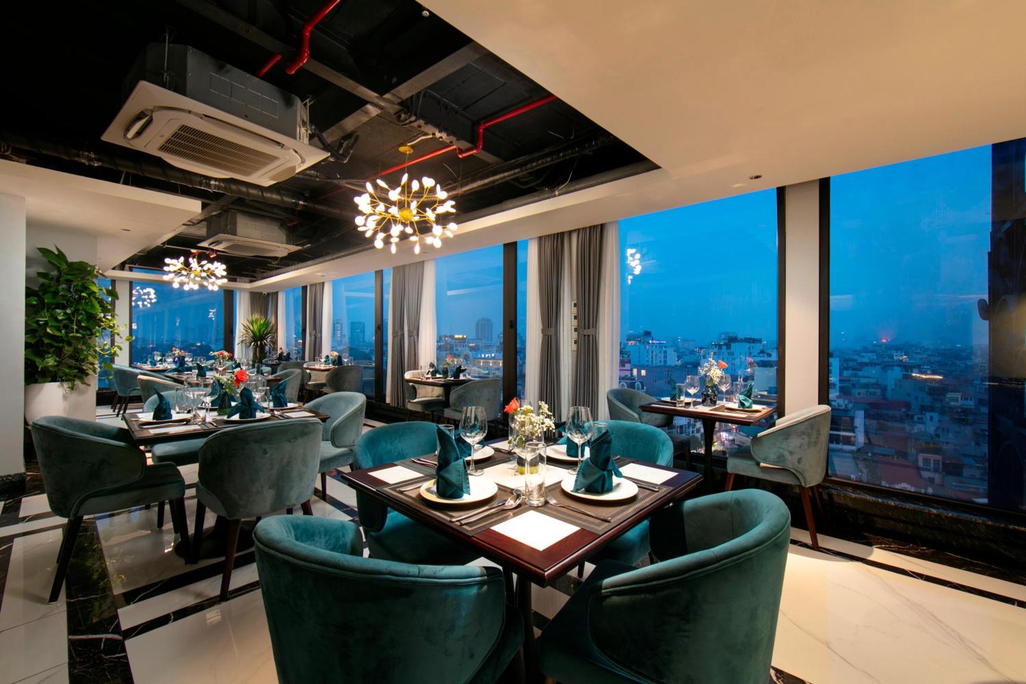 메이 드 빌 올드 쿼터 호텔 하노이 외부 사진 Sky Bar