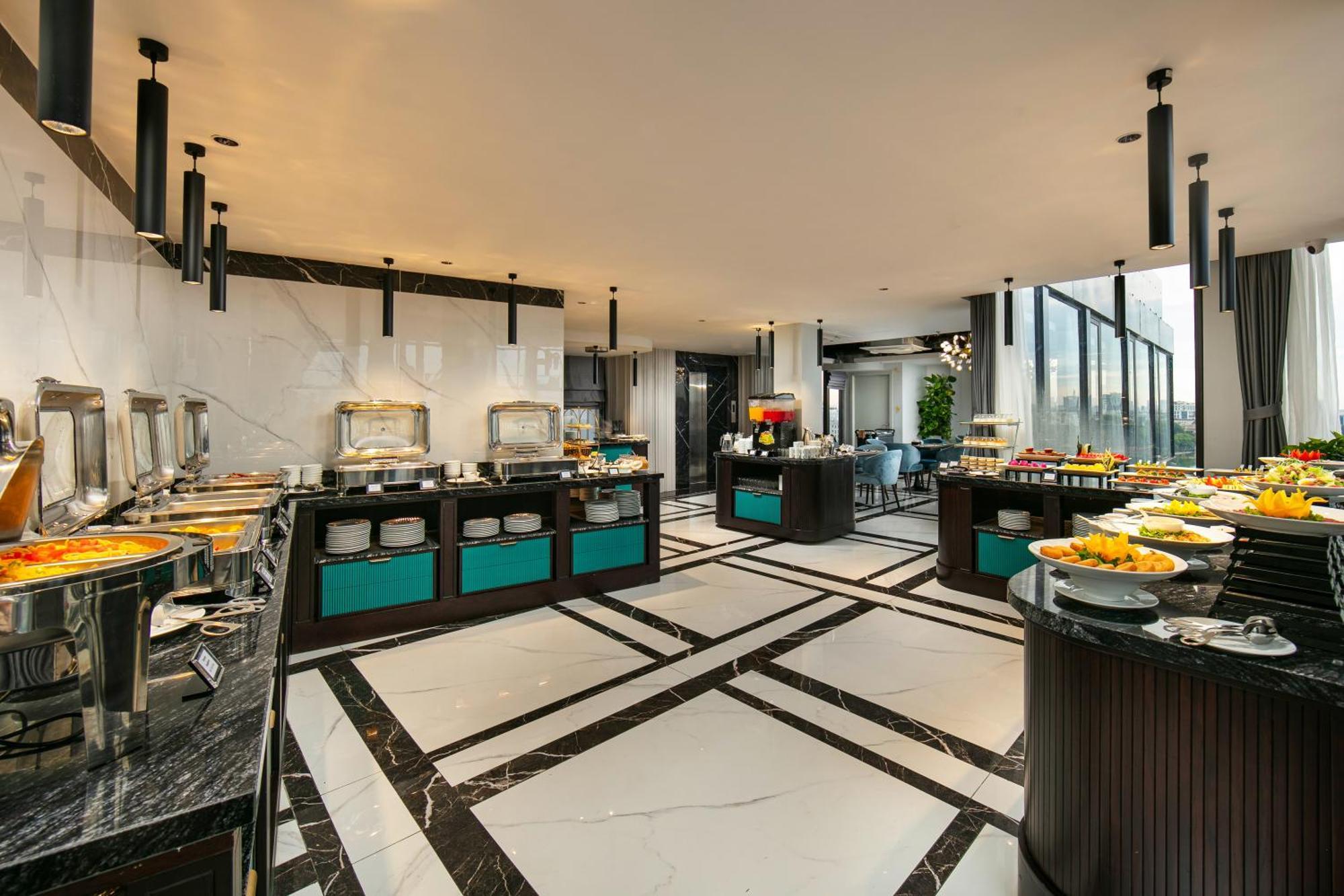 메이 드 빌 올드 쿼터 호텔 하노이 외부 사진 The Club Lounge at the 36th floor