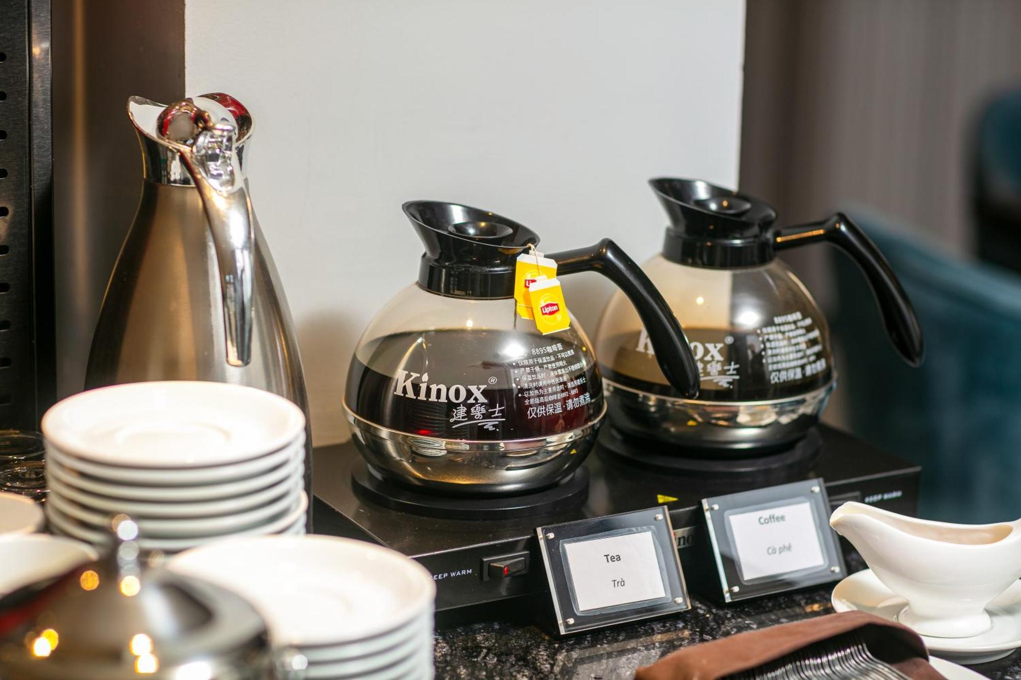 메이 드 빌 올드 쿼터 호텔 하노이 외부 사진 Coffee pots