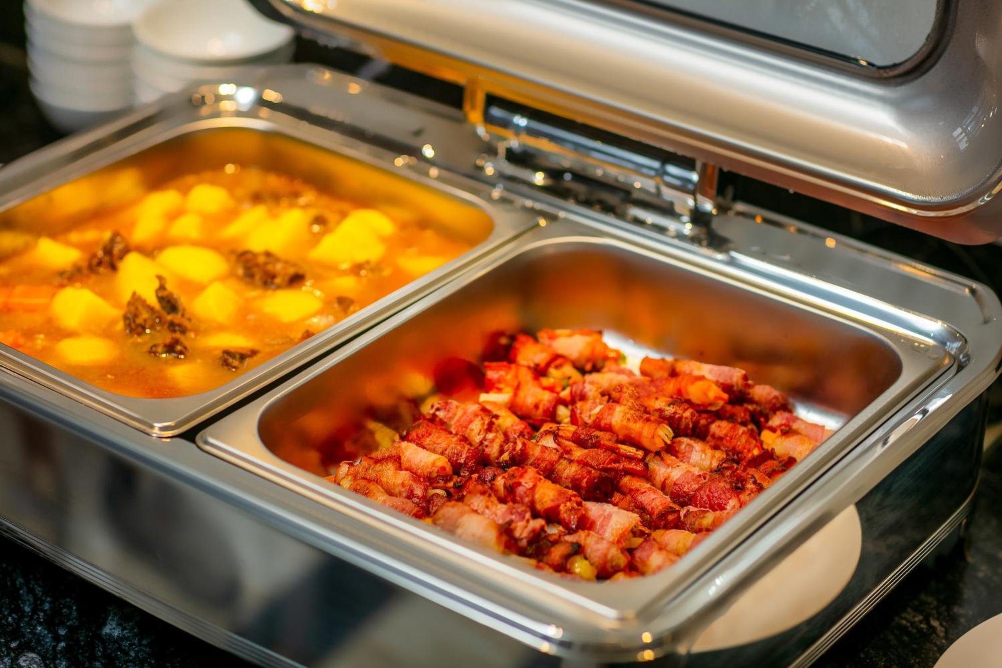 메이 드 빌 올드 쿼터 호텔 하노이 외부 사진 A chafing dish